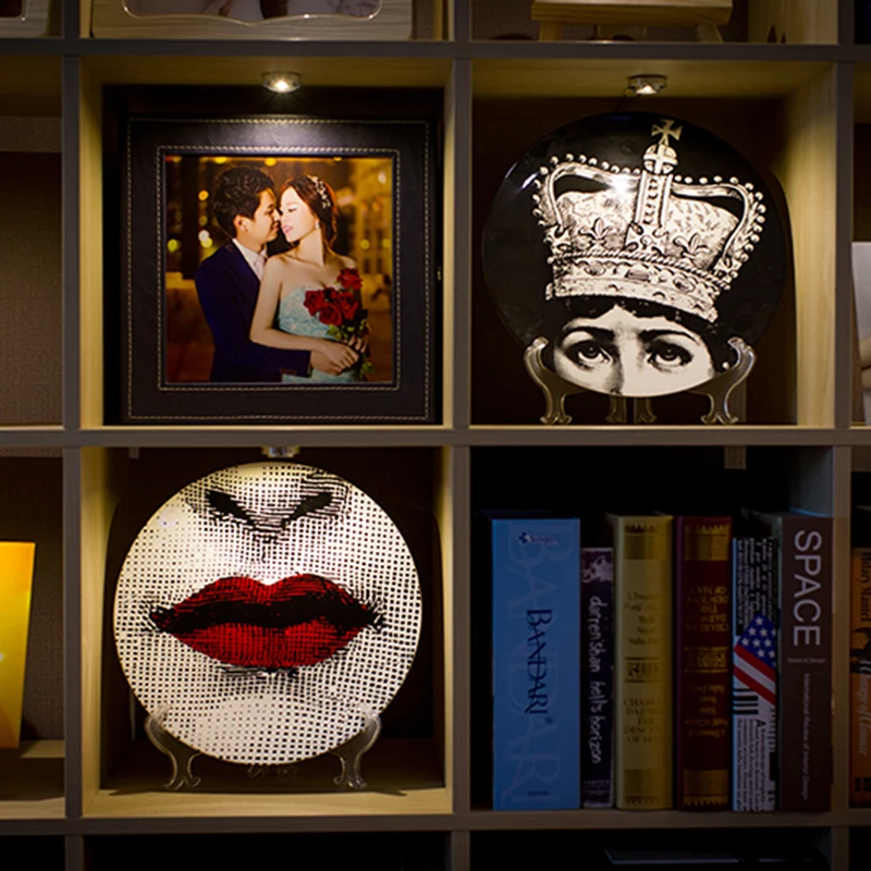 12 дюймовая тарелка Fornasetti для домашнего декора фарфоровая настенная обеденная
