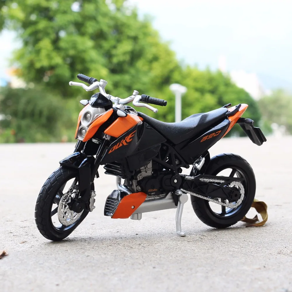 1:18 весы Maisto KTM 690 Duke мотоцикл гоночные автомобили мини модели автомобилей офисные