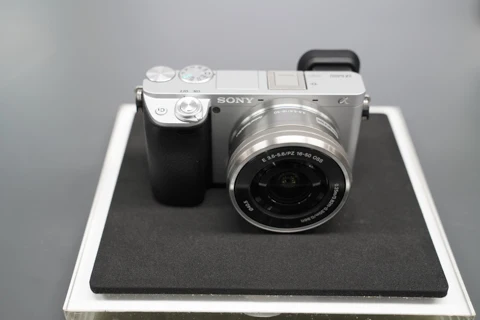 Цифровая камера Sony Alpha A6400 A6400L беззеркальная 4K Wi Fi набор объективов 16 50 мм