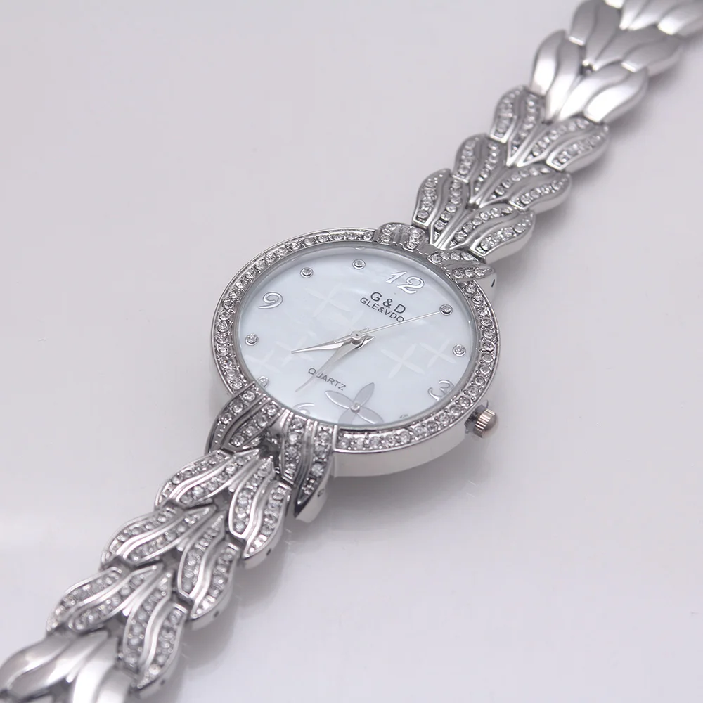 Женские кварцевые часы G & D с ремешком из нержавеющей стали серебристые