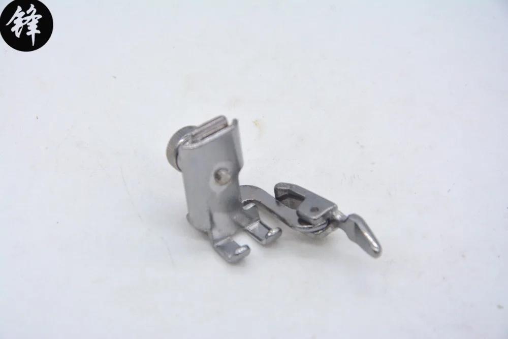 Старомодная швейная машина бытовая невидимая молния для ног S518 (A) живое