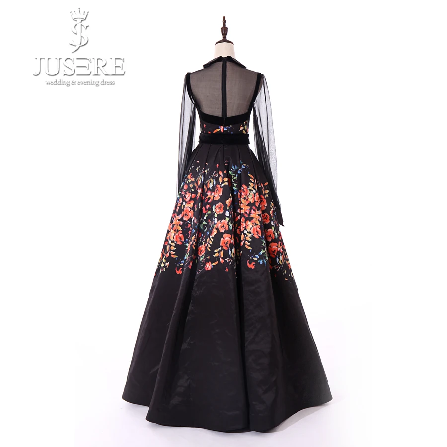New Arrival Long Wedding Dress 2021 Sweetheart Neck Long Sleeves Ball Gown Appliques Lace Tulle Bride Dresses Vestido De Noiva