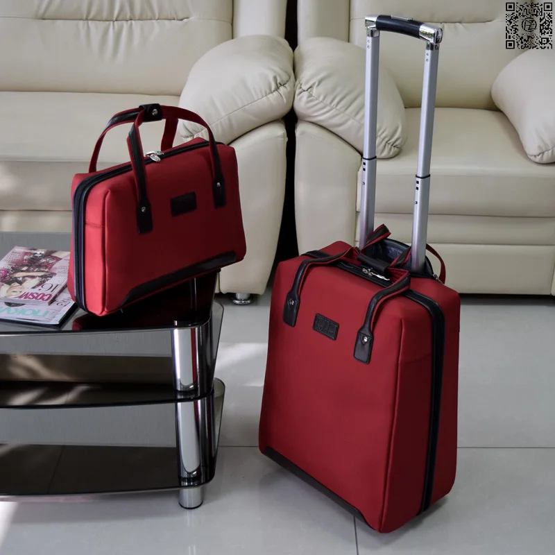 Женский чемодан Марка|Чемоданы| |