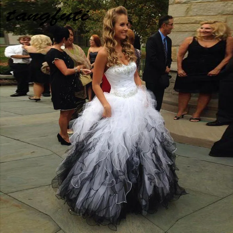 Роскошные платья Quinceanera Сладкие 16 Принцесса Тюль Кристалл бисером бальное платье для выпускного вечера платье для 15 лет Пышное Платье
