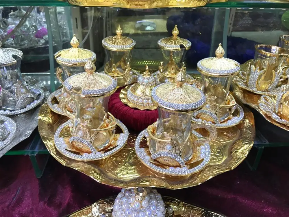 Чайный набор на 6 персон с кристаллами и бусинами серебристого или золотого цвета