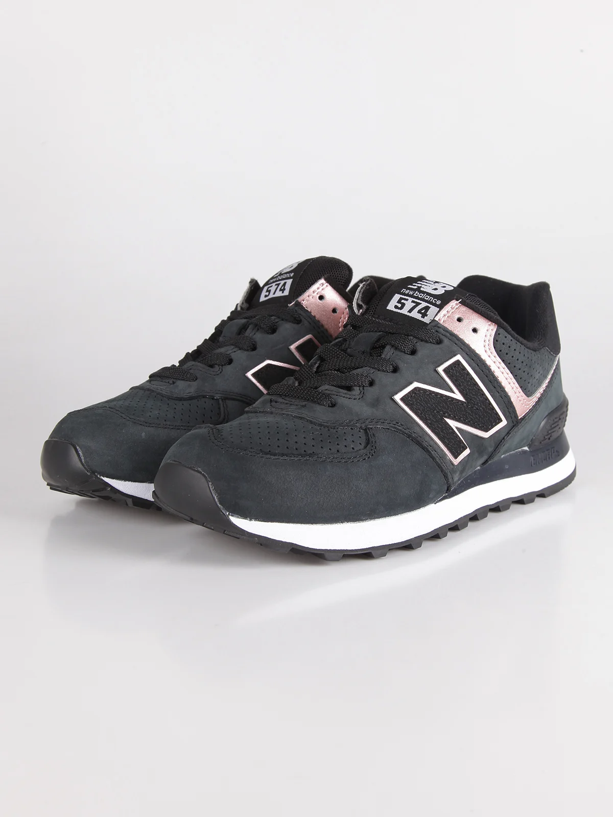 NEW BALANCE WL574NBK-Sneakers черной кожи и ткани | Спорт развлечения
