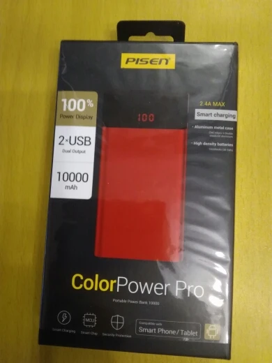 Повербанк Pisen 10000 мАч в ультратонком корпусе с двумя выходами USB и LED-экраномДва Smart USB выхода на 2.4A/1.5A поддерживают зарядку двух устройств одновременно