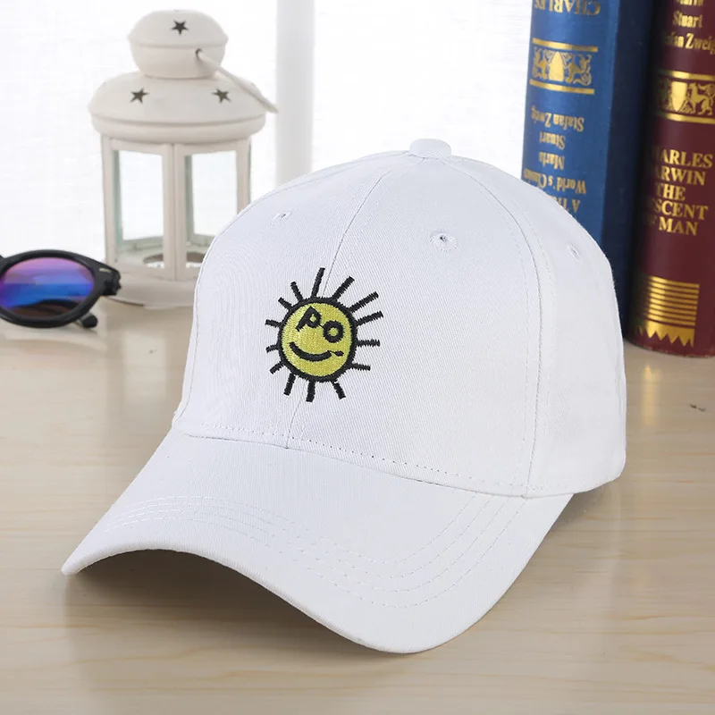 Лето Snapback Кепки Для женщин мода мультфильм улыбка Защита от солнца Вышивка
