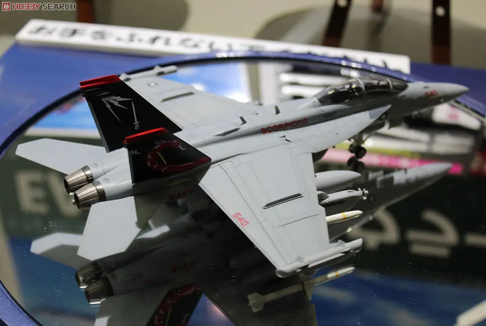 1/72 Hasegawa 01568 EA-18G Ворчун модель хобби