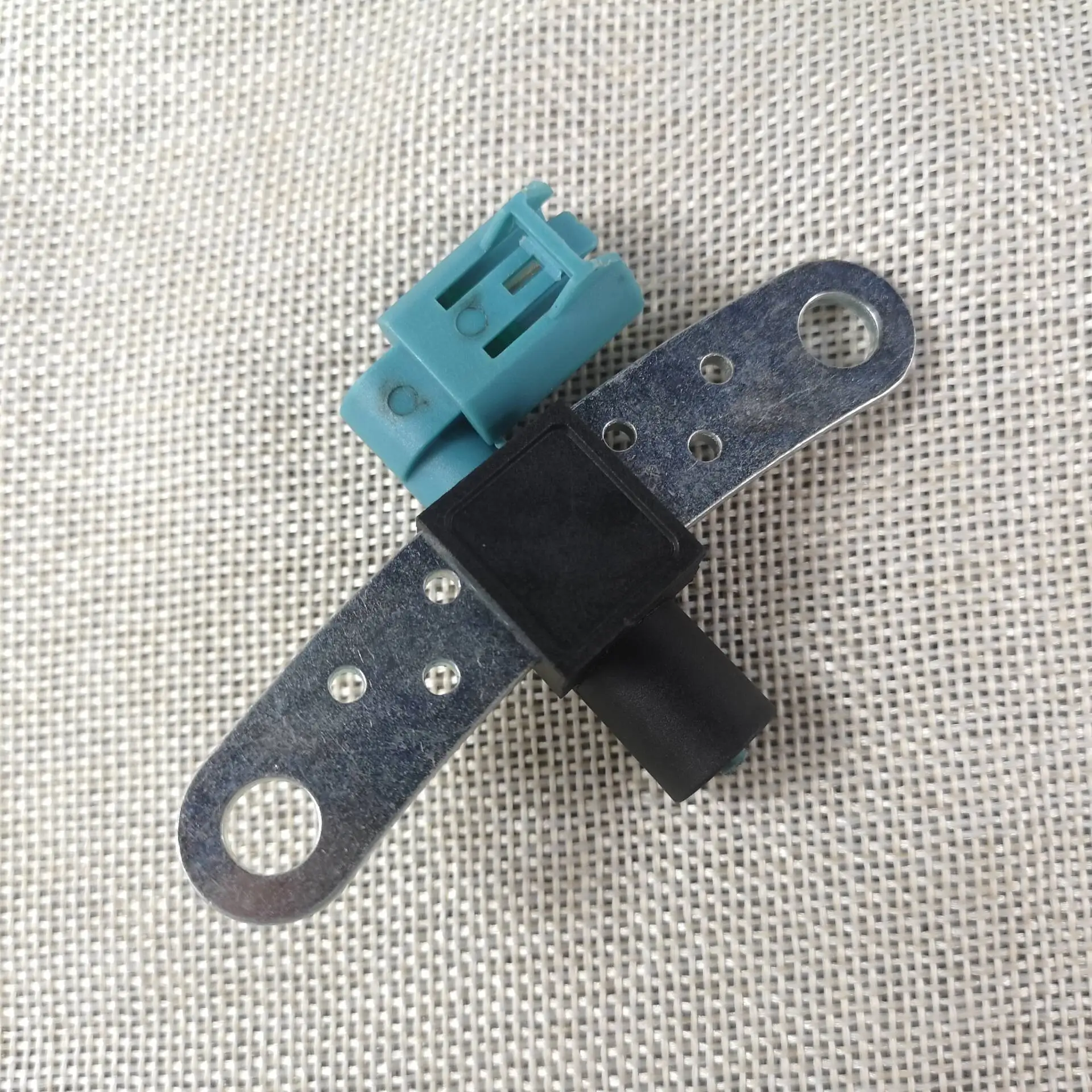 Датчик положения коленчатого вала для NISSAN RENAULT CLIO ESPACE KANGOO LAGUNA MEGANE Thalia Dacia 7700101970