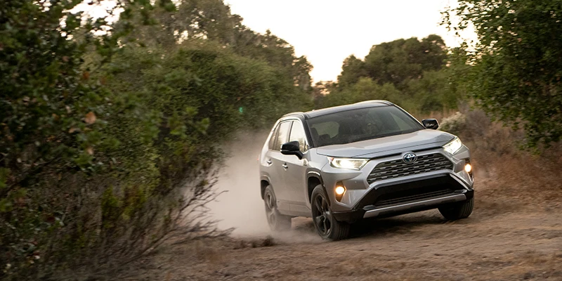 Комплект противотуманных фар для Toyota RAV4 LE