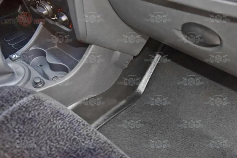 Защитная накладка на внутренний тоннель для Lada Largus 2012-2019 под ножки отделка