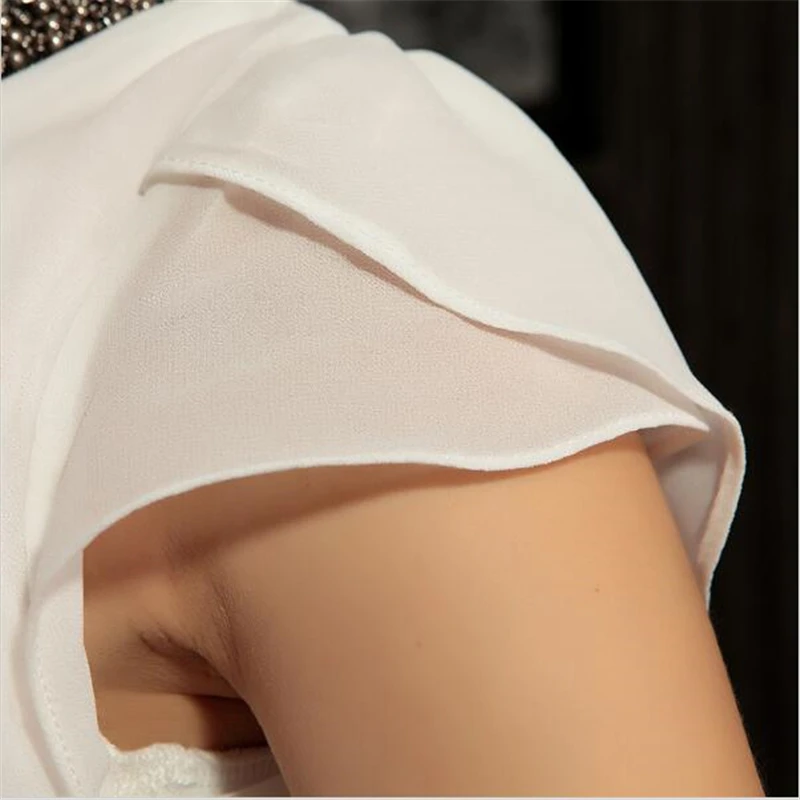 2019new fashion brand lady short sleeve blouse bat type chiffon shirt casual comfort sexy female blouse beaded slim blouse shirt
2019new fashion brand lady short sleeve blouse bat type chiffon shirt casual comfort sexy female blouse beaded slim blouse shirt