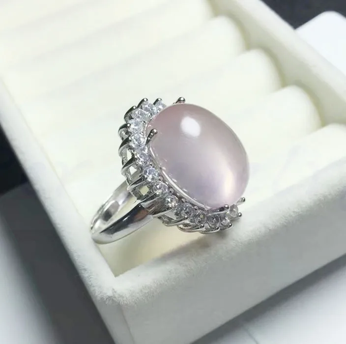 Женское кольцо из настоящего розового кварца серебряное с драгоценным камнем 11