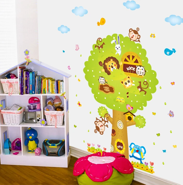 Наклейка на стену с изображением леса зелёного дерева животных обезьяны