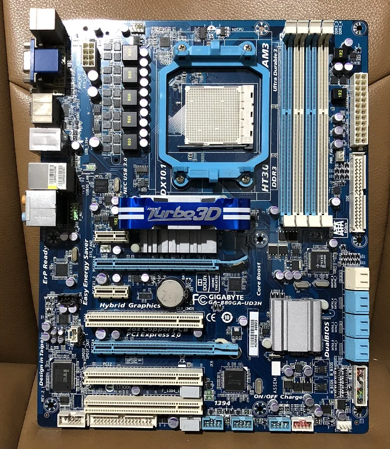 Для Gigabyte GA 880G UD3H оригинальная настольная материнская плата Socket AM3 DDR3 SATA2