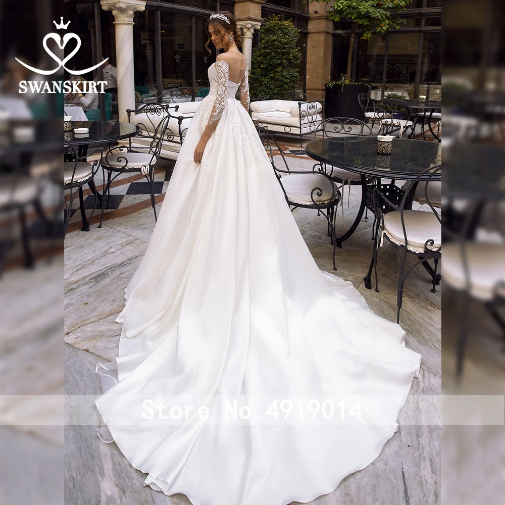 Swanskirt Fashion Appliques Satin A-Line Wedding Dress Vintage Long Sleeve Court Train Bridal Gown Vestido De Noiva TZ10