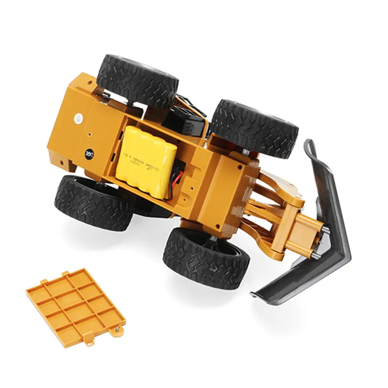 HuiNa игрушки 1586 снег яснее 1:18 инженерный грузовик Снегоочистители 6 каналов 2,4 г машина из сплава RC