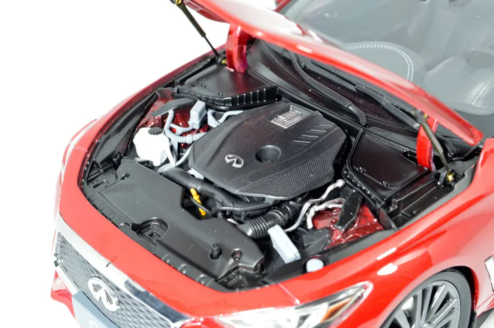 Оригинальная модель Paudi 1:18 1/18 масштаб Infiniti Q60 2018 красный литой модельный