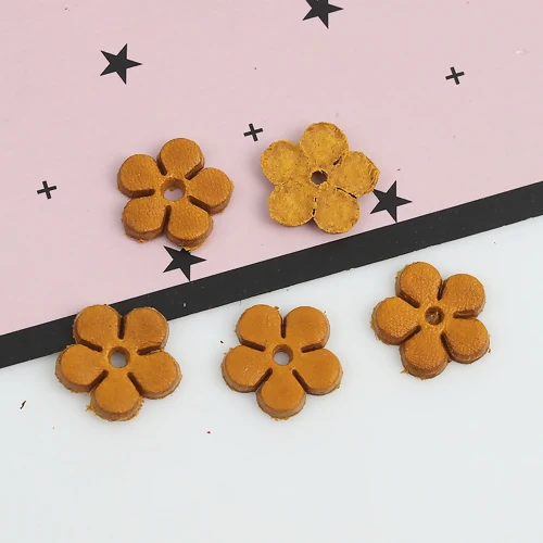 10 шт. Натуральная Кожа DIY Craft 5 лепестков цветка Форма Ювелирные серьги компонент мешок шляпка к платью Deco, настольные лампы Белый красный, хаки Размер: 12*12 мм - Цвет: khaki
