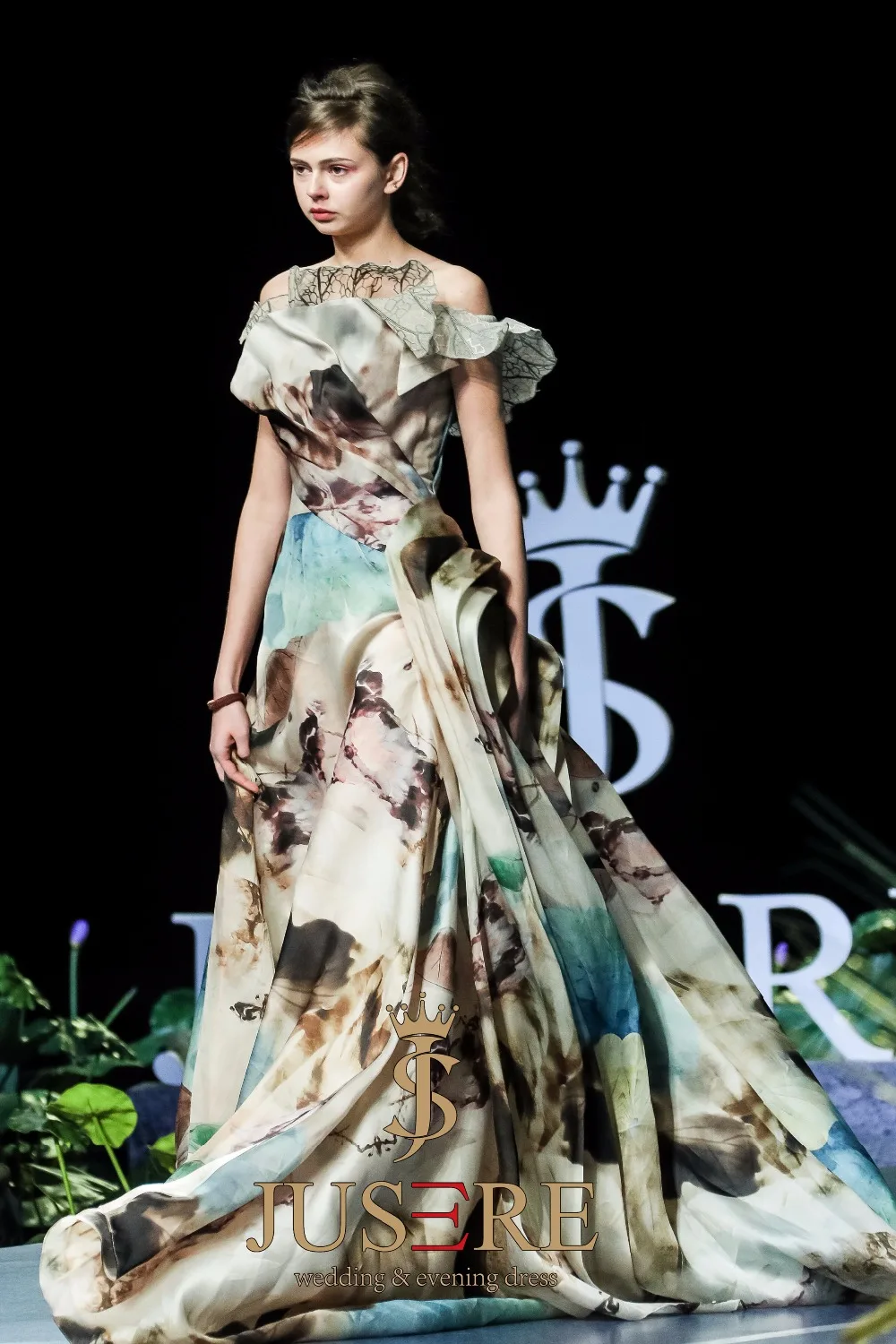 JUSERE FASHION SHOW A-Line Strapless Embroidery Long Evening Dress Court Train Formal Party Gowns Robe De Soiree