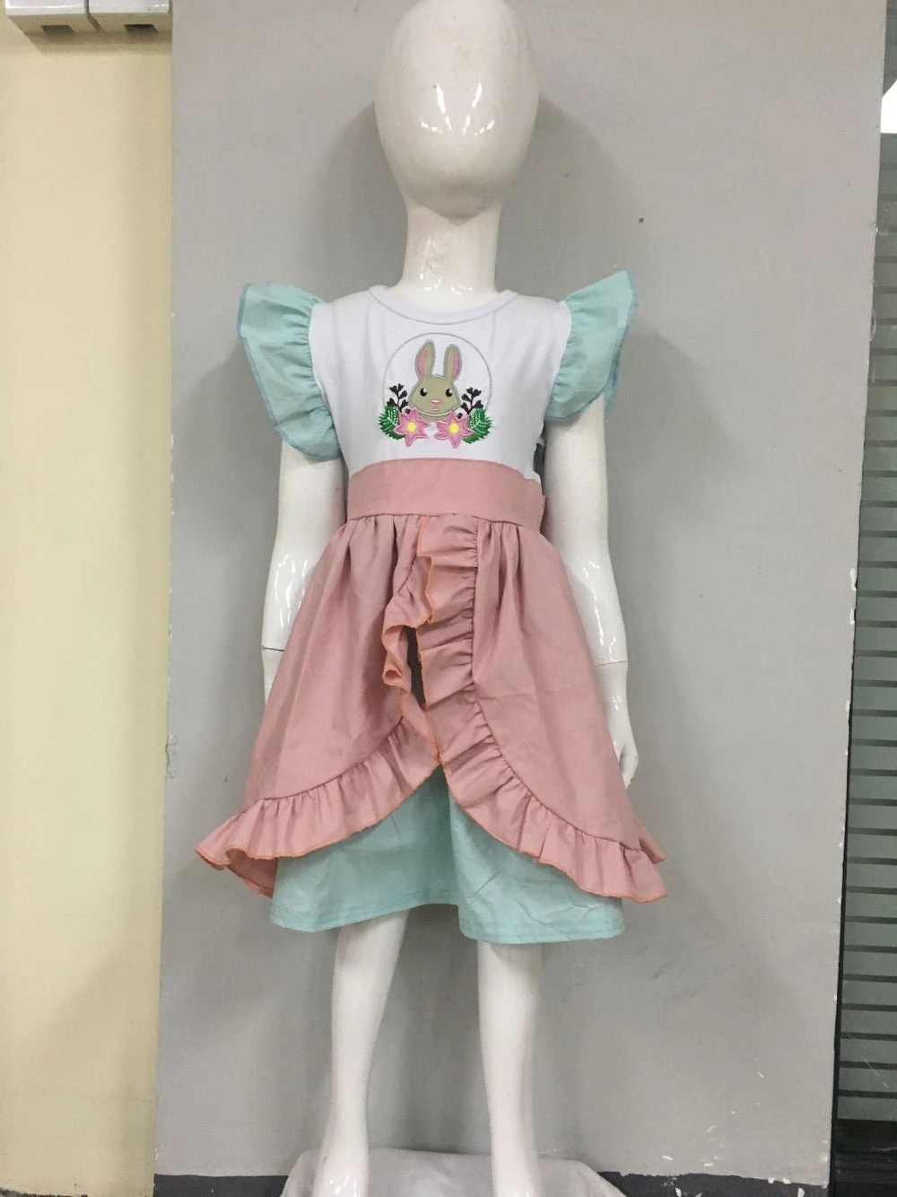 Hot Sale New Easter Dress Girl Boutique Outfit Bunny Embroidery Flutter Sleeve Solid Children Clothes LYQ812-533 | Детская одежда и