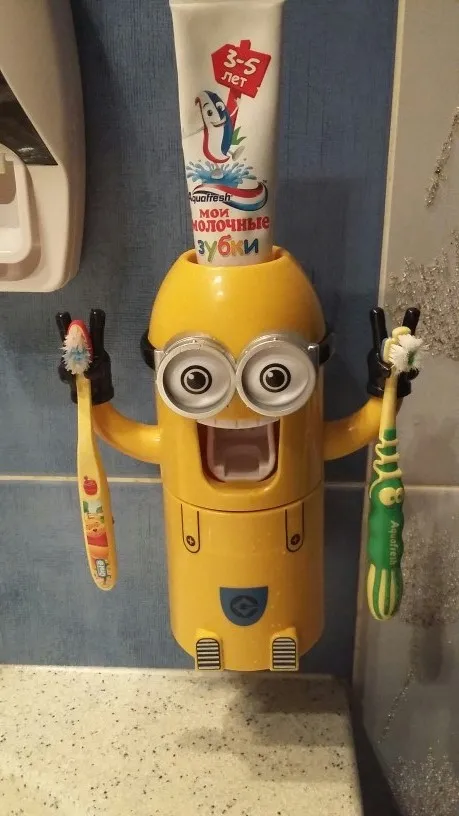 Детская Minion Автоматический Диспенсер зубной пасты, для зубной щетки держатель продукты Креативные аксессуары для ванной комнаты дозатор зубной пасты