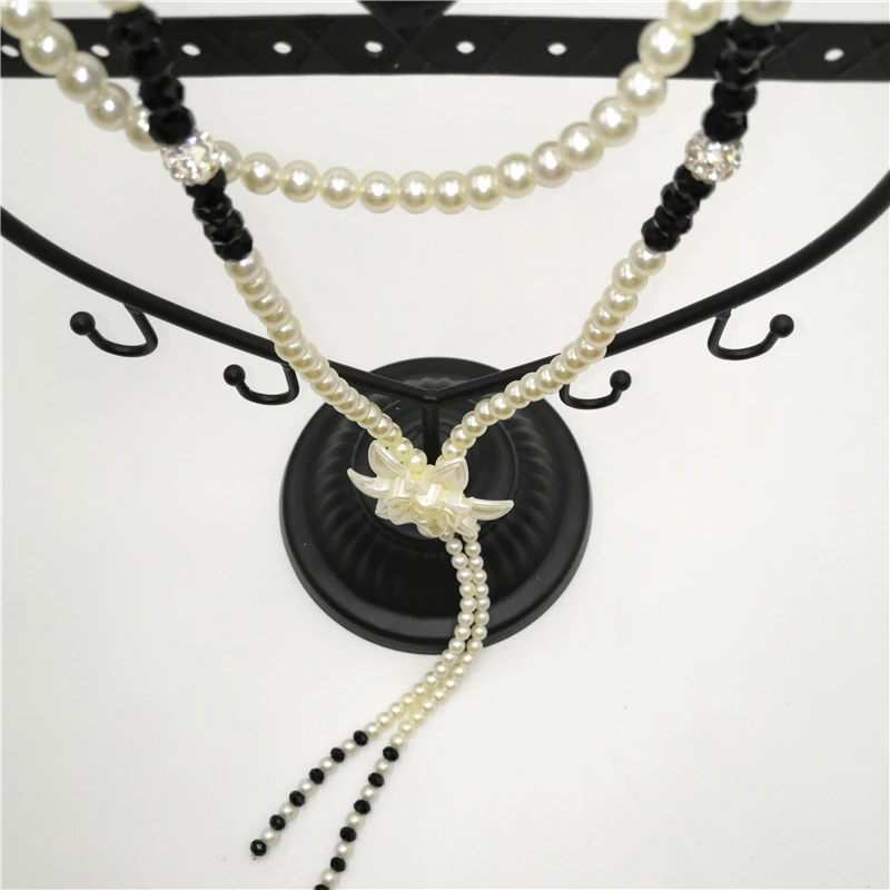 2019 China Fashion Three-dimensional Flower Sweater Chain Crystal Simulation Pearl Modern Necklace Exotic Accessories E0010 |