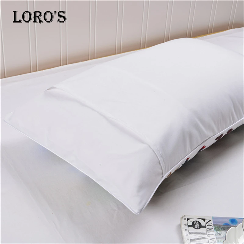 Романтическая подушка с красными губами и бородой белая Подарочная для