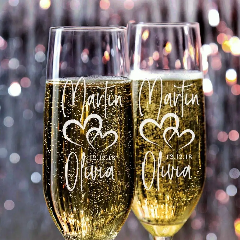 2pcs Personalized Wedding Champagne Flutes Glasses For Bride and Groom Toasting With Hearts Name Date | Дом и сад
