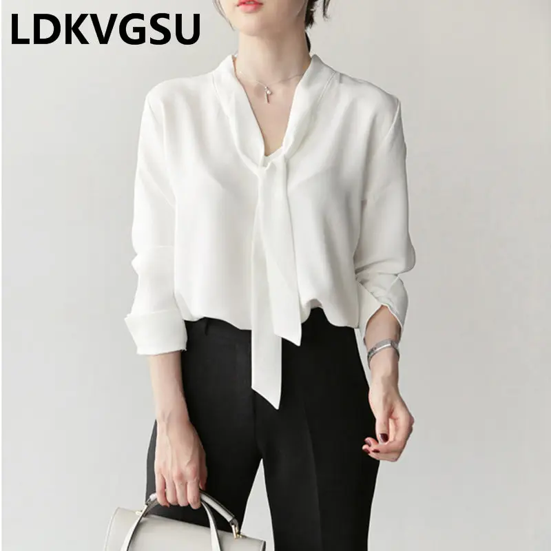 

OL Ladies Blouse Spring Summer 2021Fashion Elegant All-match V-neck Bow Long Sleeve Loose White Shirt Tops Femme WorkwearIs600