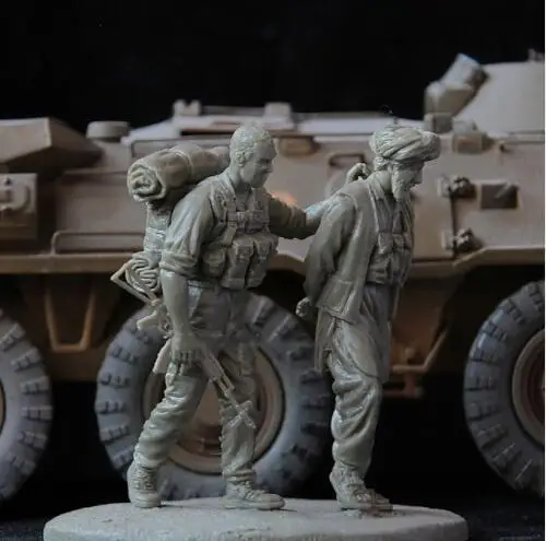Фигурка российского солдата в масштабе 1/35|Наборы для сборки моделей| |