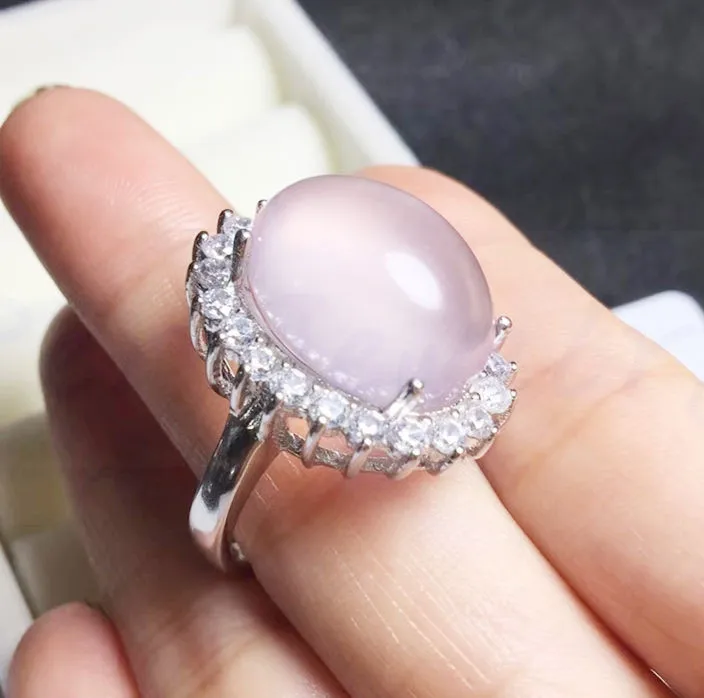 Женское кольцо из настоящего розового кварца серебряное с драгоценным камнем 11