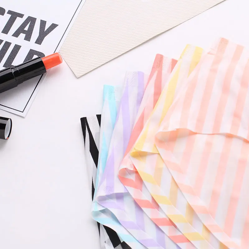 Шелковые женские трусики бесшовные Сексуальные трусы с низкой талией женское