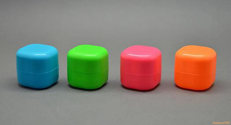 

2018 new Square lipstick box Lipstick jar New 5g lipstick tube#233
