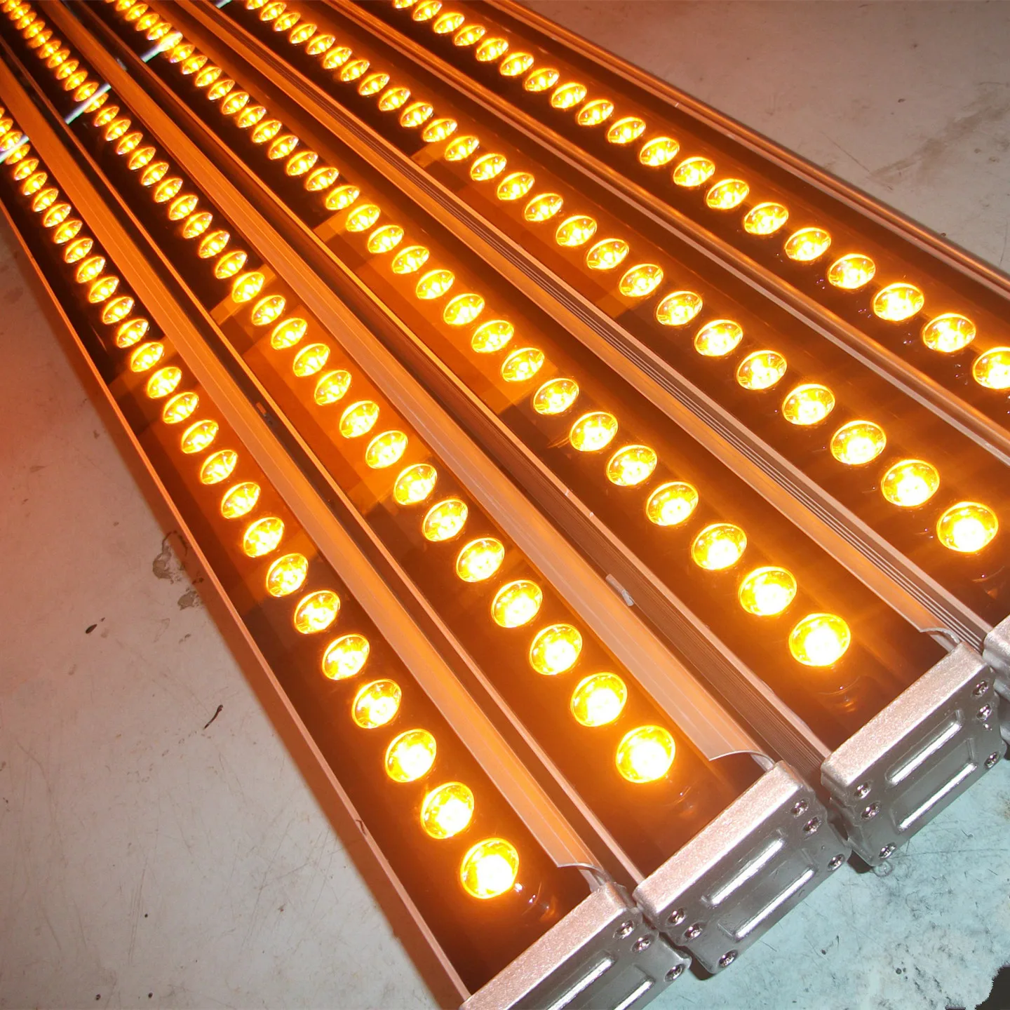 10pcs/lot rgb wall washer light ip65 72w led DMX512 RGB/WHITE/WARM WHITE 51*58*1000MM | Лампы и освещение