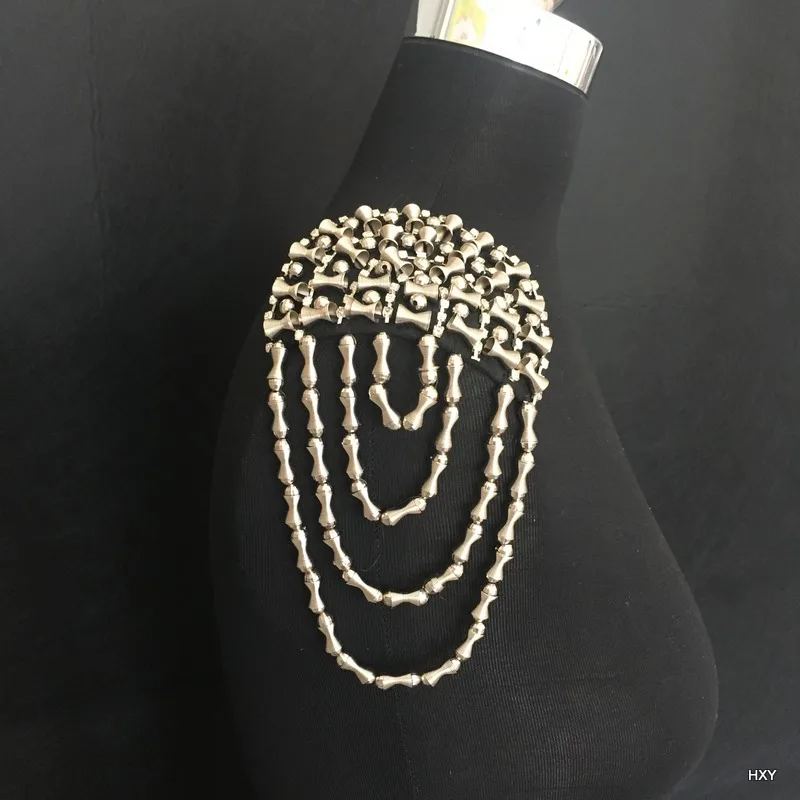 Ручная работа A99 epaulette ювелирные изделия кисточкой большое плечо брошь погоны/погоны Шипы/escapulario Блейзер аксессуары/булавка
