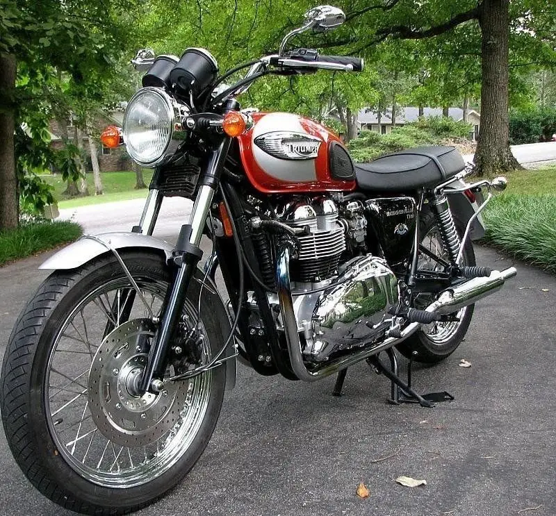 Левая сторона Паньер рельс сума поддержка бар для Triumph Bonneville T100 Thruxton скремблер 900 2001- 01-15 хром/черный