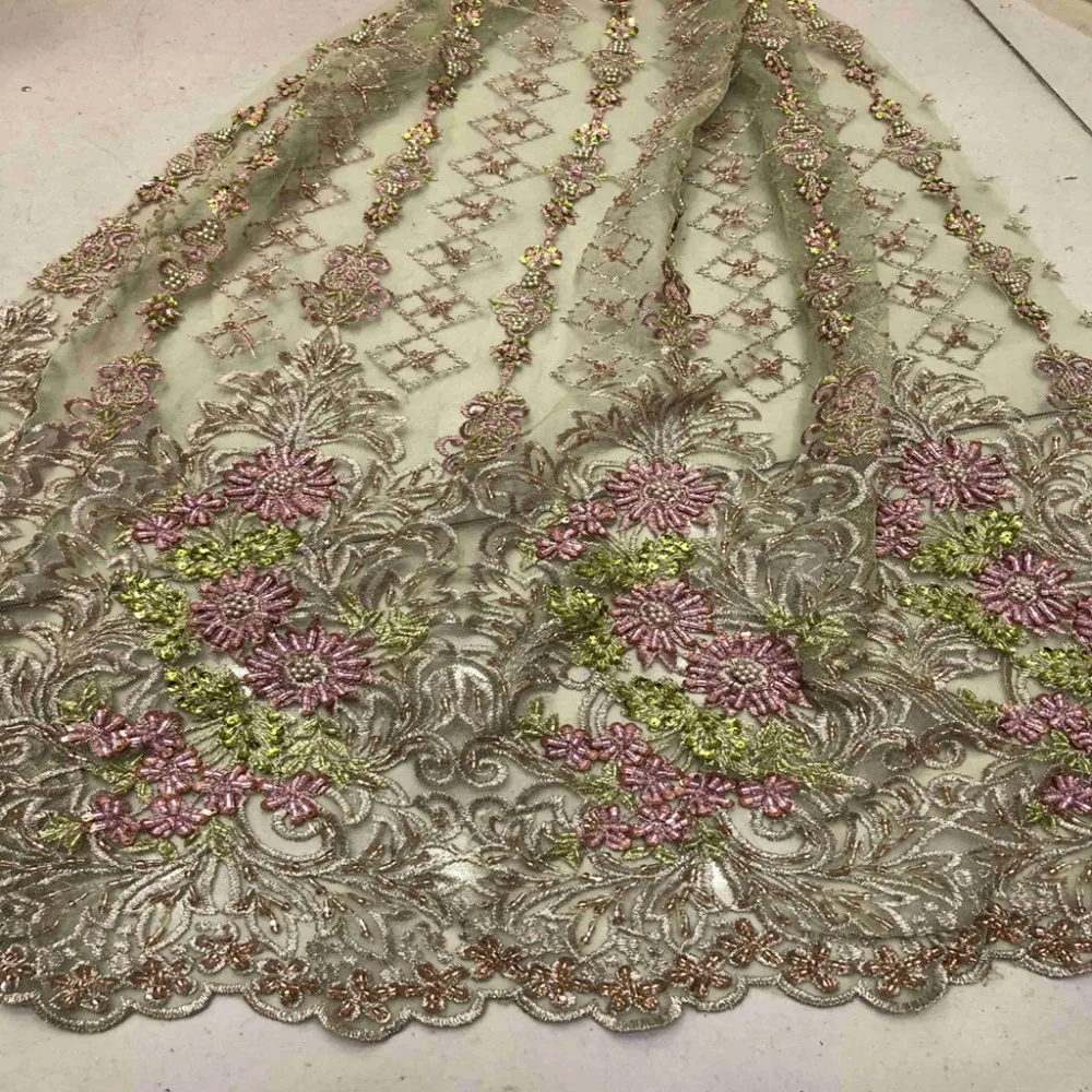 2019 Лучшее качество оптовой торговли африканской тяжелой французской каменной кружевной ткани вышивки сетки ручной работы материал для свадьбы или вечеринки.