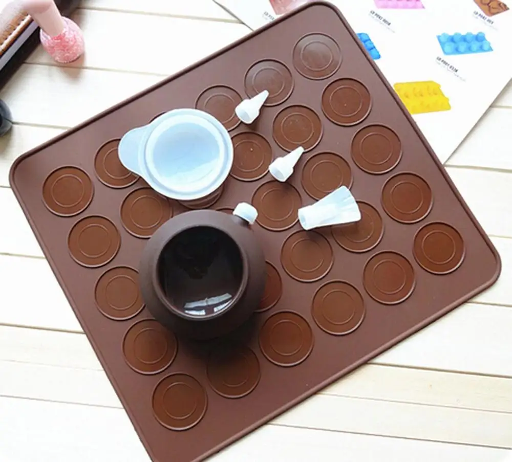 Silicone Macaron Kit Baking Mold Set of Pastry Mat and Decorating Piping Pot with 4pcs Nozzles-Crystallove | Дом и сад