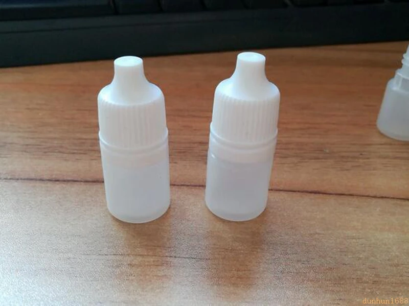 2ML Empty Plastic Squeezable Dropper Bottle with Plug Refillable Portable Eye Liquid Container with Screw Cap#112