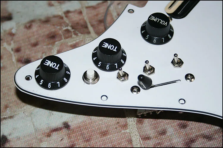 Пикапы для гитары ST пикапы SSS с двойной катушкой проводка Pickguard подходит Str 20 видов