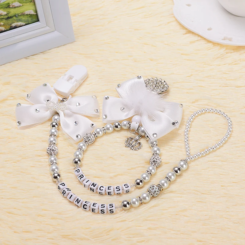 Зажим для соски пустышки Принцесса со стразами|clip pacifier|clip dummyclip holder |