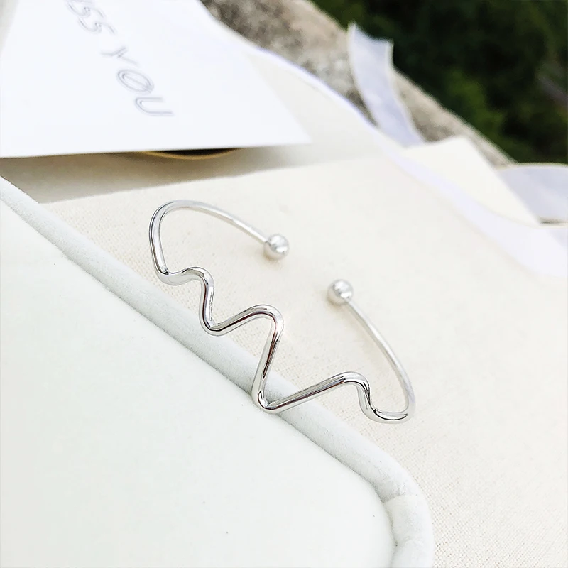 

Korean Version Of Simple Personality Open Bracelet The Girl Friend Gift Bracelet Female Jewelry Accessories