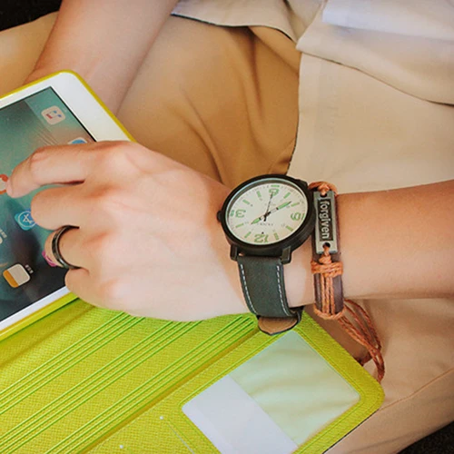 2017 Модные мужские и женские светящиеся в темноте Кварцевые спортивные наручные