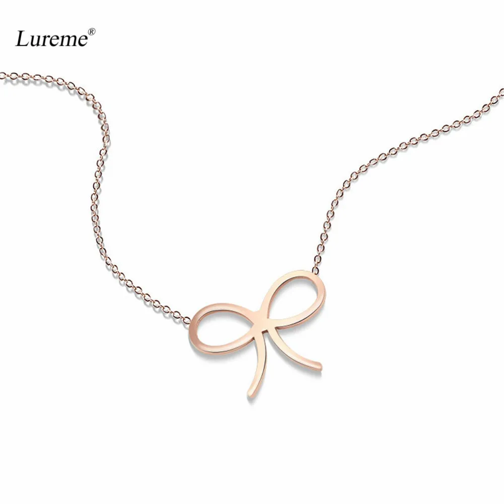 

Lureme Women's Simple Jewelry Stainless Steel Bowknot Pendant Clavicle Necklace Short Chain Necklace (nl005846)