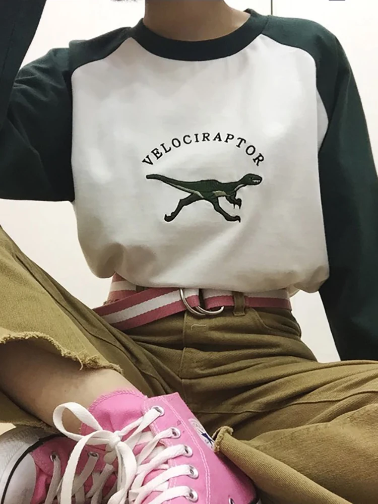 Лонгслив Велоцираптор свитер женский Longsleeve Velociraptor динозавр вышивка вышитые harajuku