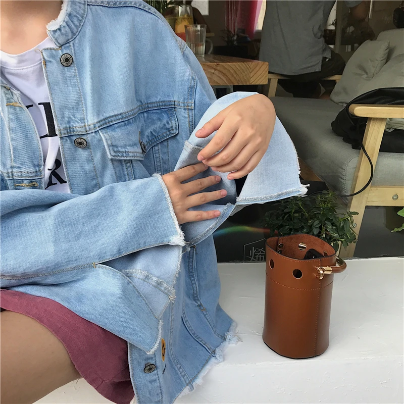 

2018 Spring and Autumn New Plus Size Fashion Women Loose Casual Vintage Long Sleeve Holes Female Wild Denim Jacket L0006