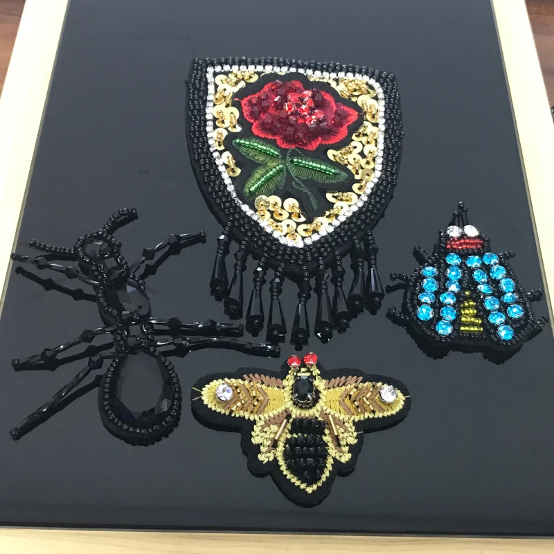 Золотая Пчела черная муравья собака паук насекомые Блестки Камни bling Бусы со