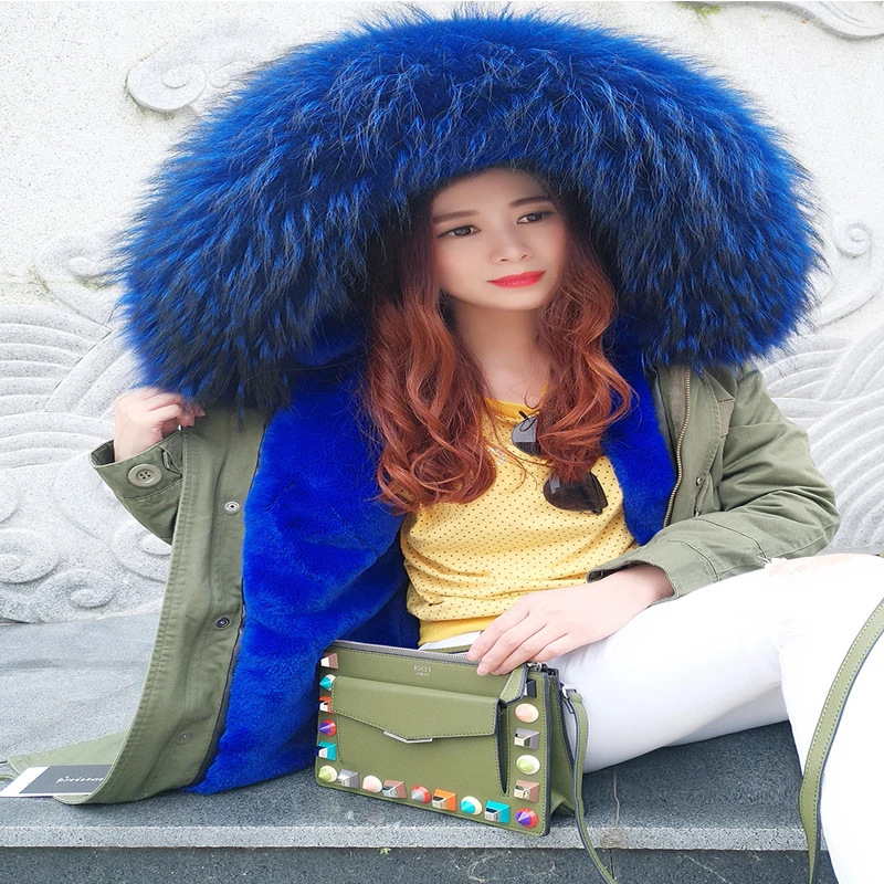 2021 New Fashion Genuine Raccoon Fur Coat Women Faux Fur Jacket Winter Fur Overcoat Customized Real Fur Collar Waterproof Parkas